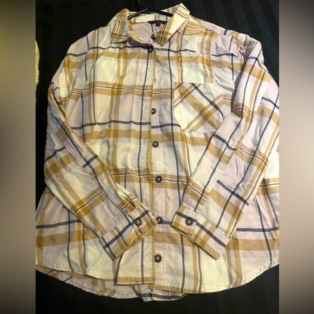 Nobo plaid long sleeve casual comfy loose fitting button up collar top